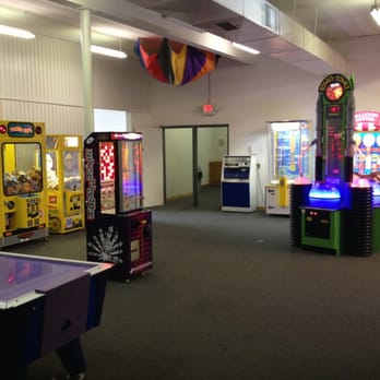 Downtown Pizza - Game room - Pizza Near Me - Murphy, North Carolina