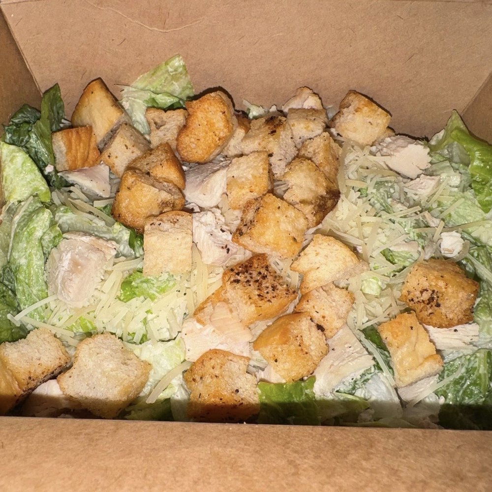 Fuji & Vi's - Large chicken Caesar salad - Pizza Near Me - Pasadena, California Fuji & Vi's - Large chicken Caesar salad - Pizza Near Me - Pasadena, California