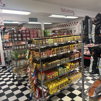 Cecils - Mini mart area - Delis Near Me - Saint Paul, Minnesota