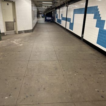 MTA - Lorimer Street Subway Station - Metro Stations Near Me - Brooklyn, New York MTA - Lorimer Street Subway Station - Metro Stations Near Me - Brooklyn, New York