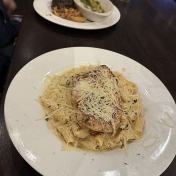 Mesquite Chop House - Chicken pasta and steak with asparagus - Steakhouses Near Me - Memphis, Tennessee Mesquite Chop House - Chicken pasta and steak with asparagus - Steakhouses Near Me - Memphis, Tennessee