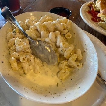 The Island Hideaway - Pasta (saturated with water, flavorless, even after we tried to fix it). - Seafood Near Me - Solomons, Maryland