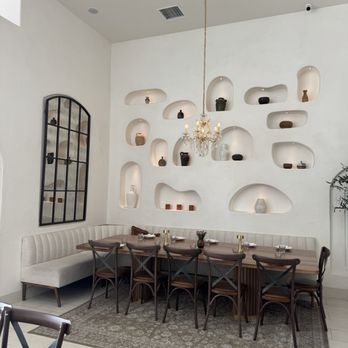 Ammatoli - Dining area - Mediterranean Near Me - Long Beach, California