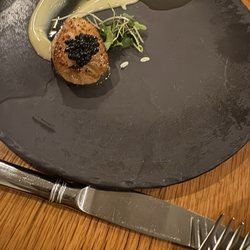 Nocciola - Capasante. I don't know what they do to the caviar on top but incredible!