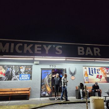 Mickeys Bar and Billiards - Dive Bars Near Me - Crystal River, Florida