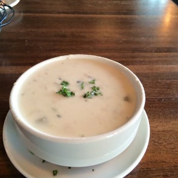 Bluewater Avalon - Clam chowder soup - Seafood Near Me - Avalon, California