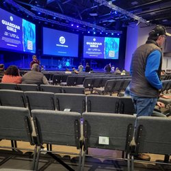 Life Church Reno - Waiting to sing