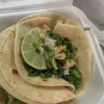 El Mero Tacos - Two chicken tacos for me. - Tacos Near Me - Athens, Alabama El Mero Tacos - Two chicken tacos for me. - Tacos Near Me - Athens, Alabama