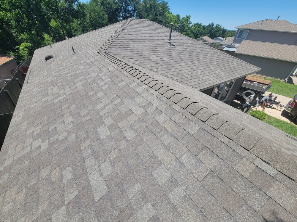 Slide of Aurum Roofing