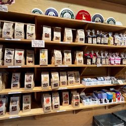 City Peanut Shop