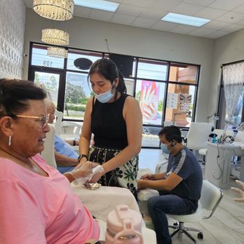 Nail Society Salon - Nail Salons Near Me - Estero, Florida Nail Society Salon - Nail Salons Near Me - Estero, Florida