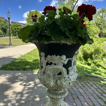 Congress Park - Landmarks & Historical Buildings Near Me Congress Park - Landmarks & Historical Buildings Near Me