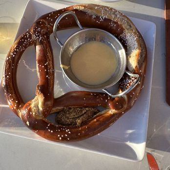 Van Ryder - Soft pretzel was SO good! Comes with cheese + mustard - Bars Near Me - Salt Lake City, Utah Van Ryder - Soft pretzel was SO good! Comes with cheese + mustard - Bars Near Me - Salt Lake City, Utah