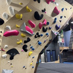 Niagara Climbing Center