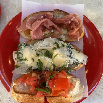 Numero 28 - Trio Bruschette - Italian Near Me - Austin, Texas Numero 28 - Trio Bruschette - Italian Near Me - Austin, Texas