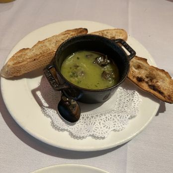 Le Zoo - Escargot - French Near Me - Miami Beach, Florida Le Zoo - Escargot - French Near Me - Miami Beach, Florida