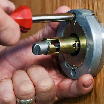 Sterling Locksmith - Keys & Locksmiths Near Me - Santa Monica, California Sterling Locksmith - Keys & Locksmiths Near Me - Santa Monica, California