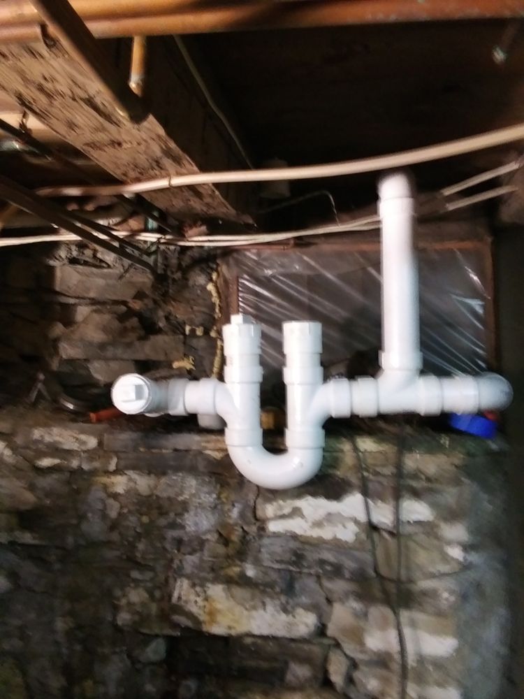 Slide of Desousa Plumbing