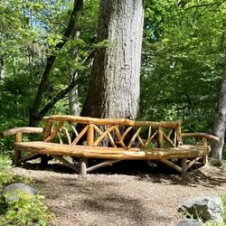 Friends of Laurelwood Arboretum - Beautiful new benches.