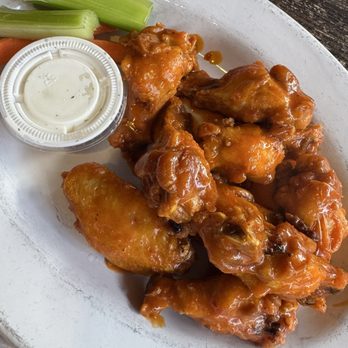 Sal's Gilbert Pizza - Wings (10) - Pizza Near Me - Gilbert, Arizona Sal's Gilbert Pizza - Wings (10) - Pizza Near Me - Gilbert, Arizona