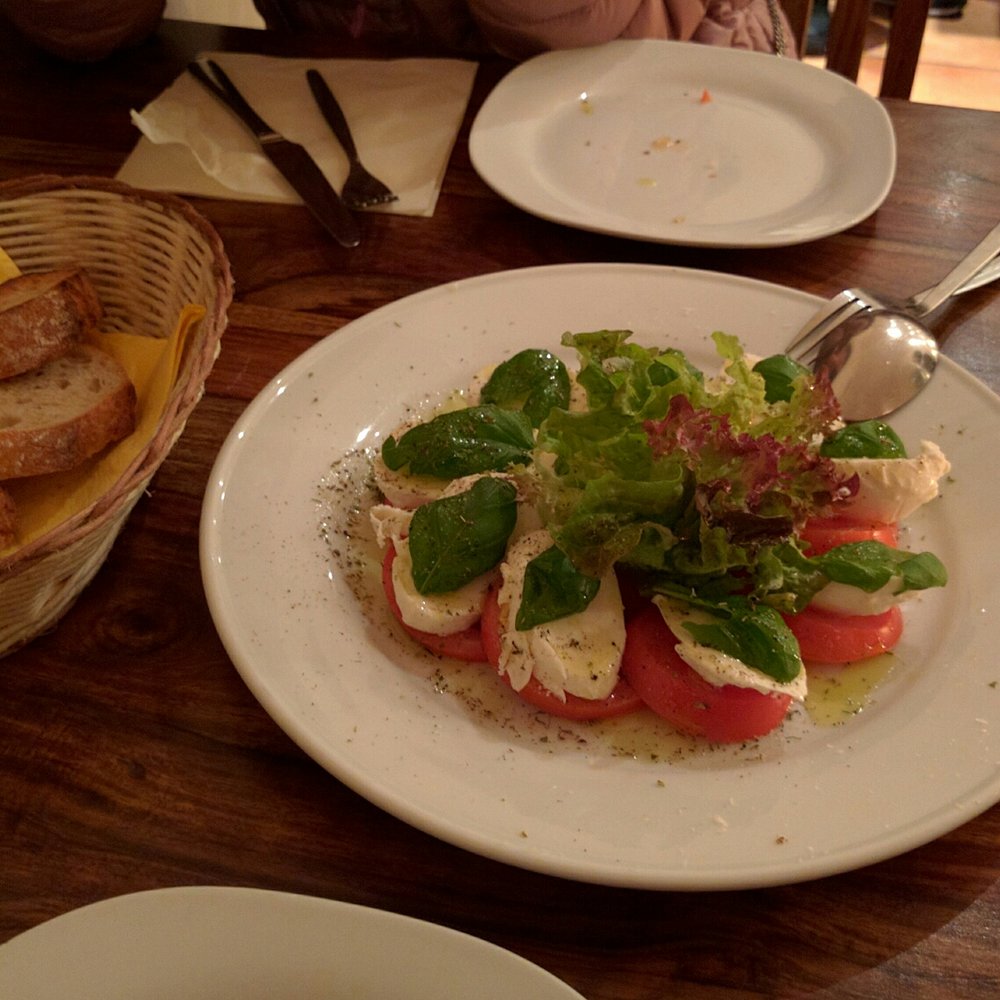 Dolce Vita - Caprese Salad - Italian Near Me - Cologne, NW