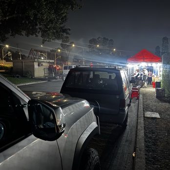 Tacos El Nuevo Pedimento - Food Trucks Near Me - Whittier, California