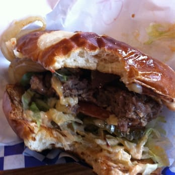 Burger Claim - Ghost burger w/o adobo sauce recommended by cashier it was really good - Burgers Near Me - Centralia, Washington