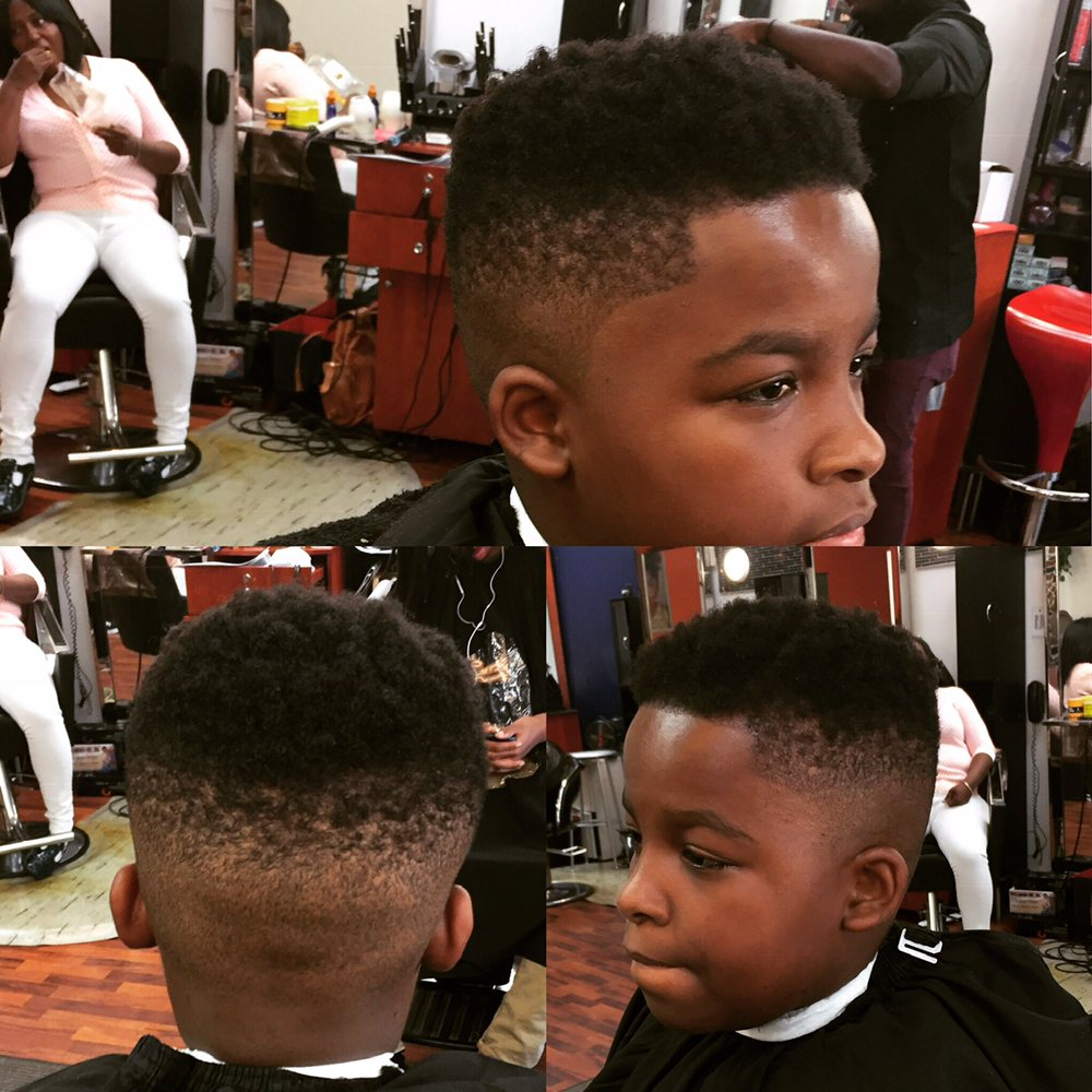 SEAN THE BARBER Updated September 2024 34 Photos 4852 S Cottage