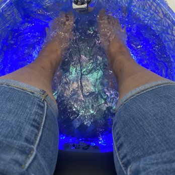 Raizun Nail Spa - Warm foot soak for Pedi - Nail Salons Near Me - Fairfax, Virginia Raizun Nail Spa - Warm foot soak for Pedi - Nail Salons Near Me - Fairfax, Virginia