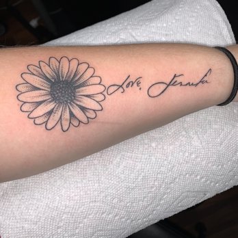 Flat's Tattooing - Tattoo Near Me - Groton, Connecticut