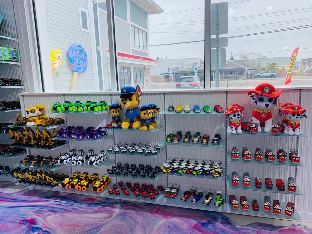 SUGAR KINGDOM Updated August 2024 12 Reviews 2210 Long Beach Blvd