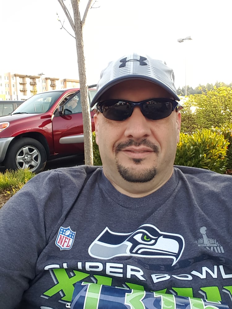 Seahawks 12k Run 2014 Logo