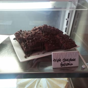 Sarah’s On the Square - Best brownie ever - American Near Me - Gainesville, Texas Sarah’s On the Square - Best brownie ever - American Near Me - Gainesville, Texas