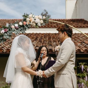 Ever After with Deanna - Officiants Near Me - Pittsburg, California