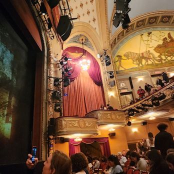 Bernard B. Jacobs Theatre - Performing Arts Near Me - New York, New York
