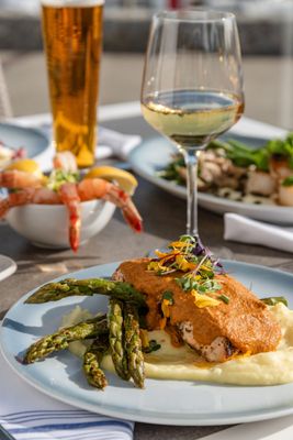 Sally's Waterfront Dining by null