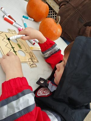 Mr Lee's Bar and Grill by null