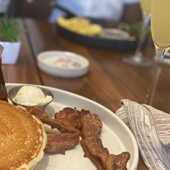 Mesler Kitchen Bar Lounge - Pancakes, Pineapple Mimosa, Bacon - New American Near Me - Chicago, Illinois Mesler Kitchen Bar Lounge - Pancakes, Pineapple Mimosa, Bacon - New American Near Me - Chicago, Illinois