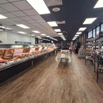 Mosley Meat Market - The inside - Seafood Markets Near Me - Mobile, Alabama Mosley Meat Market - The inside - Seafood Markets Near Me - Mobile, Alabama