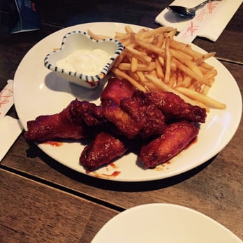 Biergarten - Spicy chicken wings and fries! - Gastropubs Near Me - Los Angeles, California Biergarten - Spicy chicken wings and fries! - Gastropubs Near Me - Los Angeles, California