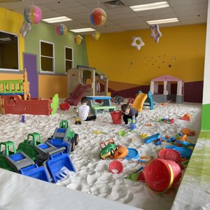 ASTRO FUN WORLD - 22 Photos & 24 Reviews - 301 Illinois Rte 59, Aurora ...