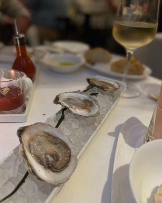 Ostra by null