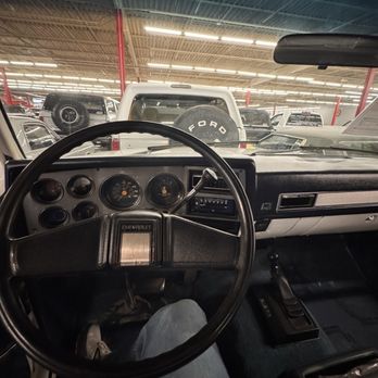 Worldwide Vintage Autos - Interior of a 1987 Chevrolet Blazer - Car Dealers Near Me - Denver, Colorado Worldwide Vintage Autos - Interior of a 1987 Chevrolet Blazer - Car Dealers Near Me - Denver, Colorado