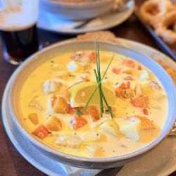 Kelly's Cellars - Seafood chowder. Was good, great portion size, could be seasoned a little better but over all a good dish