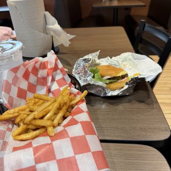 Jimmys Burgers and Pizza - Smashburger and fries - Pizza Near Me - Hurst, Texas