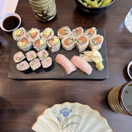 Yum! And how cute is that ceramic fan side plate?