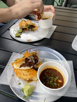La Capital Tacos by null