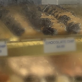 Mike's Pastry - Cold glass cases - Bakeries Near Me - Boston, Massachusetts Mike's Pastry - Cold glass cases - Bakeries Near Me - Boston, Massachusetts