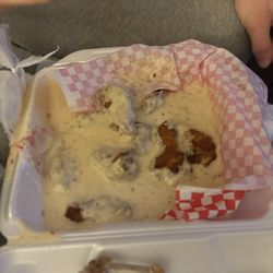 Nickelo's Pizza - Terrible.