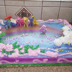Cakes by Susan at the QFC Normandy Park